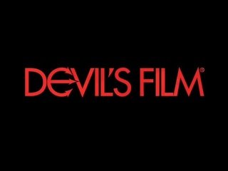 Devilsfilm 흑단 베이비 시터 boffed 로 화이트 고기