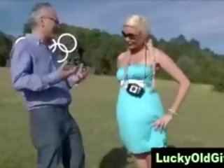 Older British Dude Meets Girl Outdoors For Sex