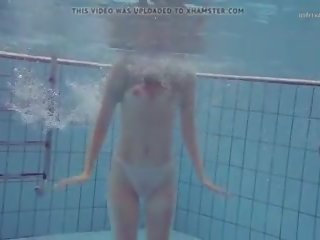 Nastya volna é como um onda mas debaixo de água: grátis hd porno 09