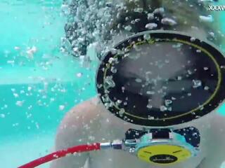 Jason frufru monica -ban a úszás medence, trágár videó ca