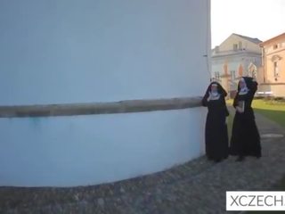 Nenavadna porno s catholic nune! s pošast!